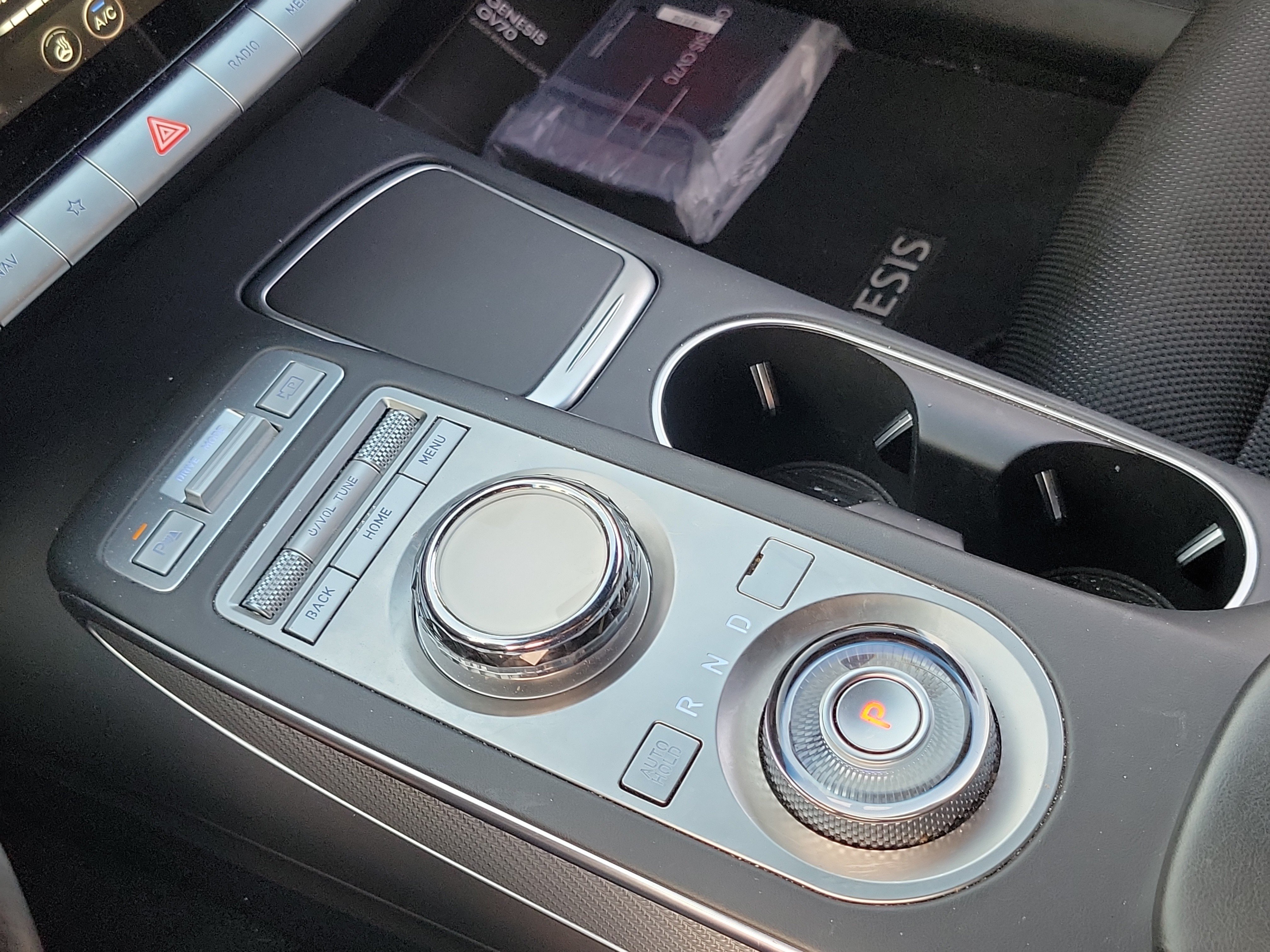 Certified 2024 Genesis GV70 2.5T w/ Sport Prestige Package AWD/4WD image 13