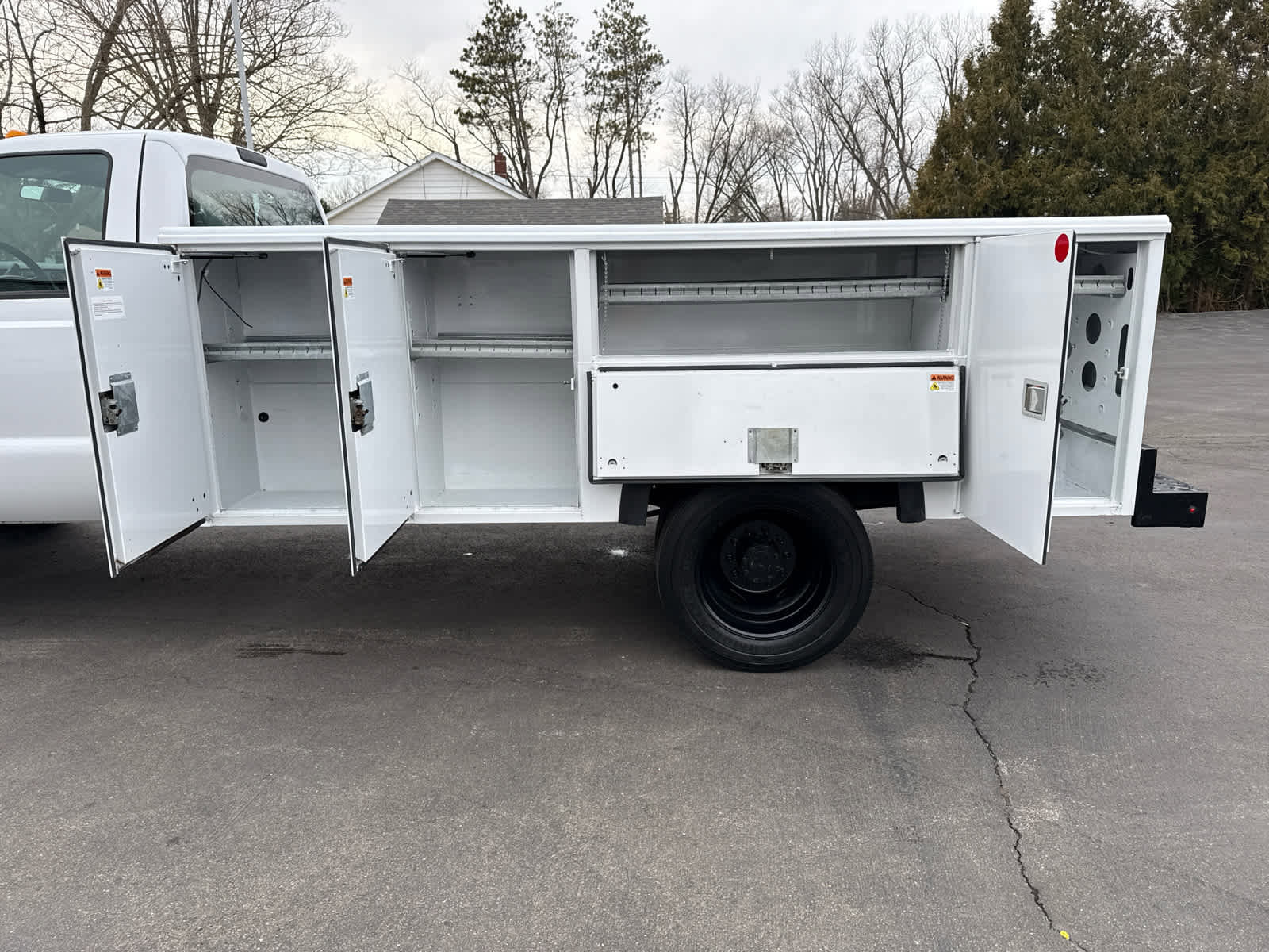 Used 2016 Ford F450 XL w/ Power Equipment Group image 9