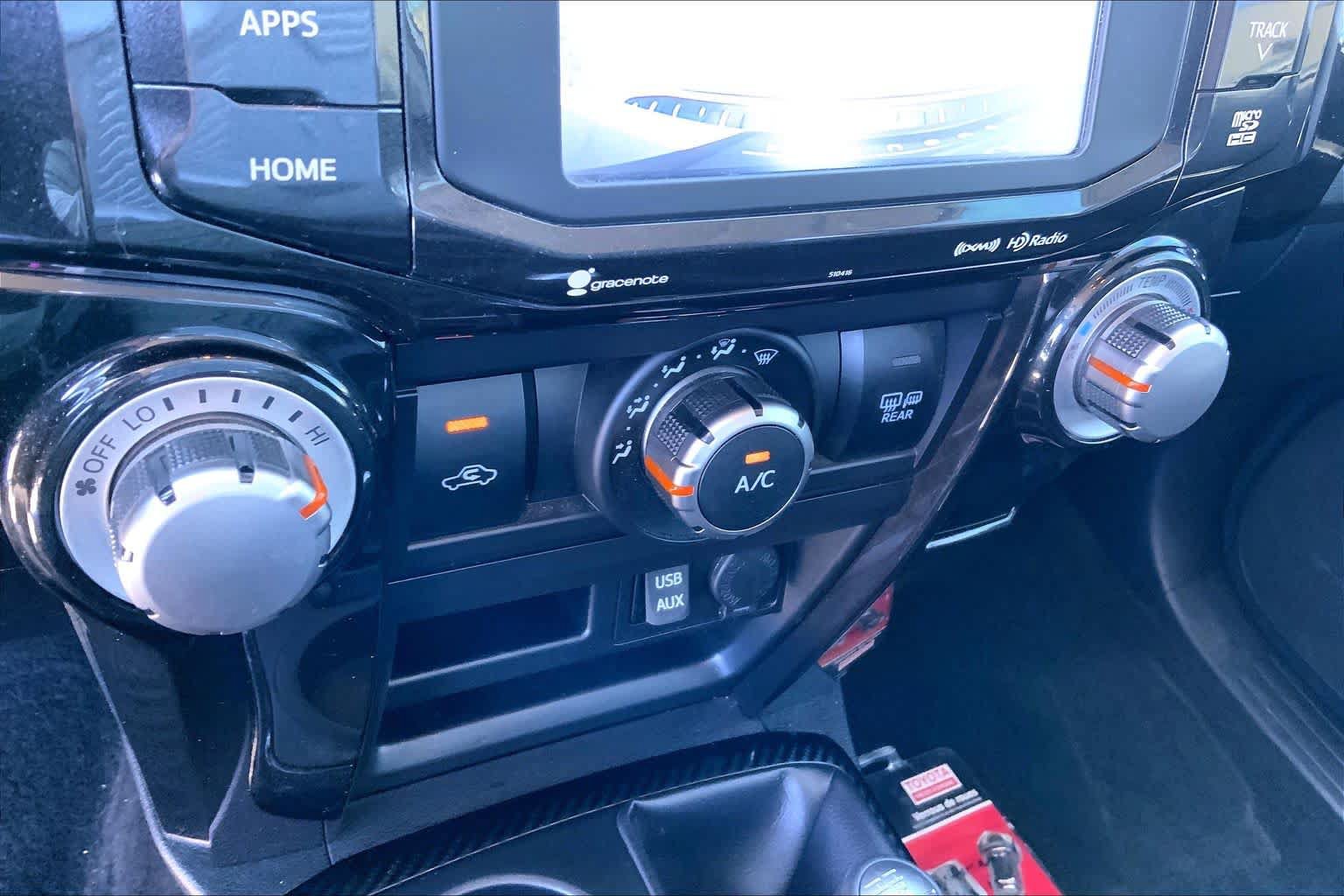 Used 2019 Toyota 4Runner SR5 AWD/4WD image 31