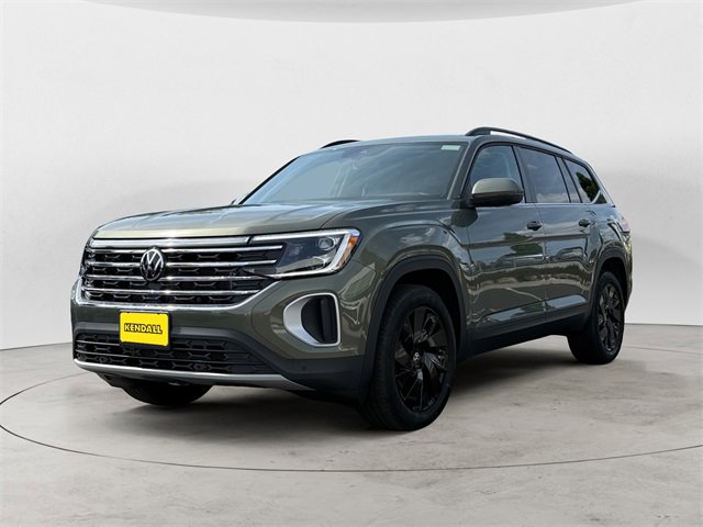 New 2025 Volkswagen Atlas SE image 2