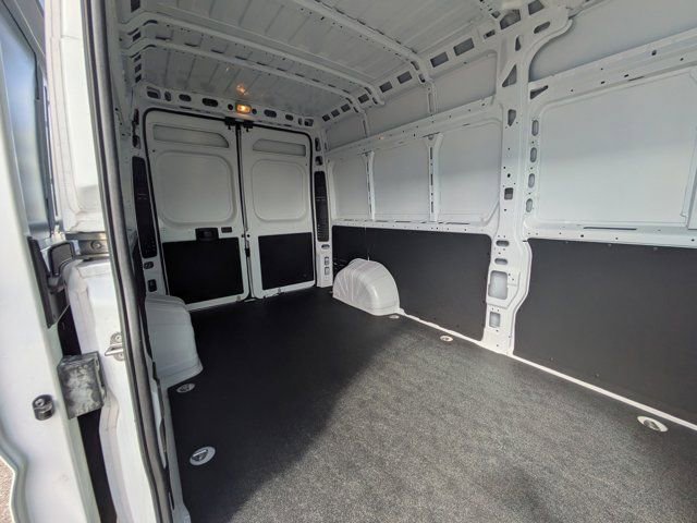 Used 2025 RAM ProMaster 2500 image 12