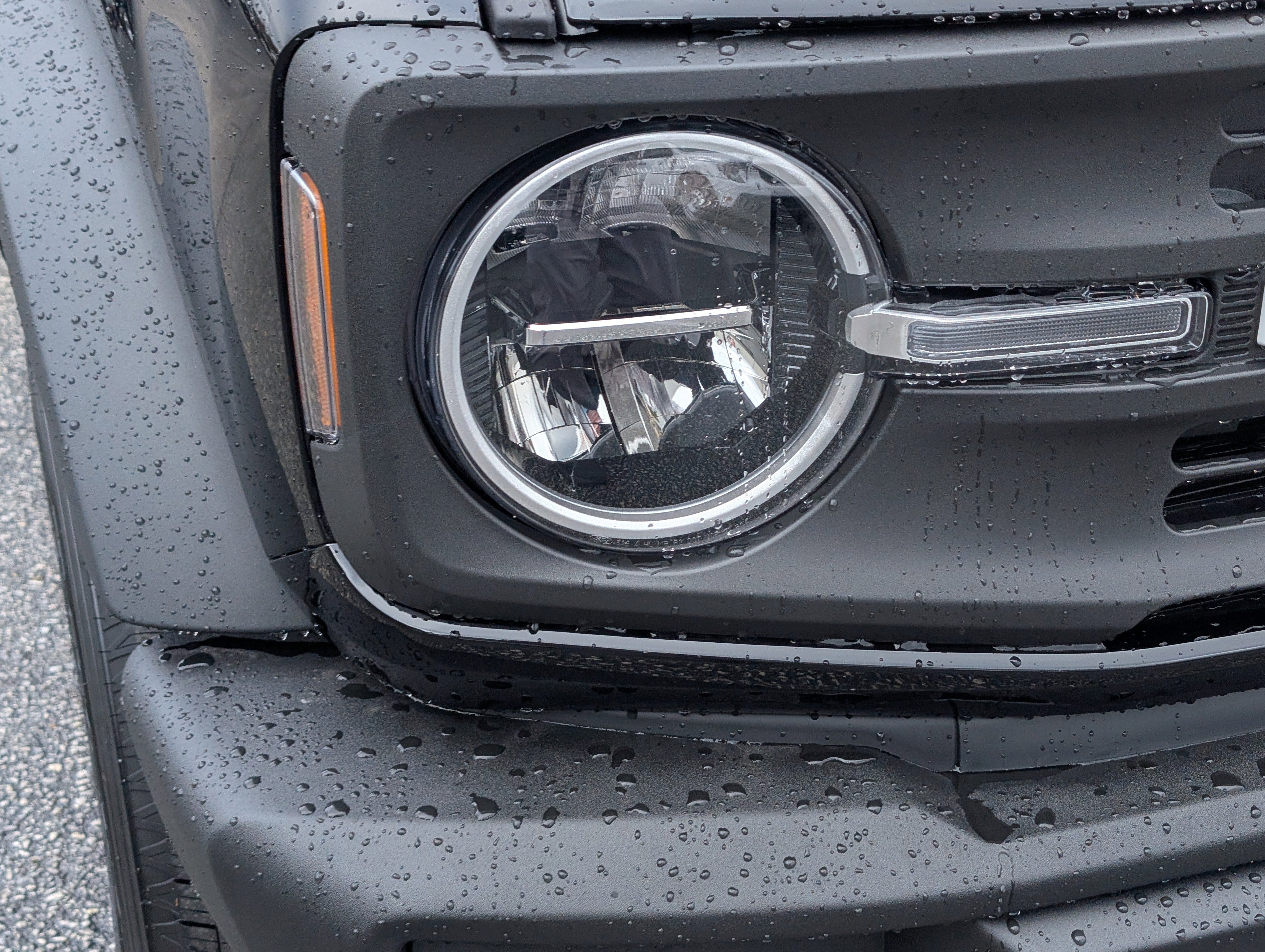 New 2025 Ford Bronco 4-Door image 5