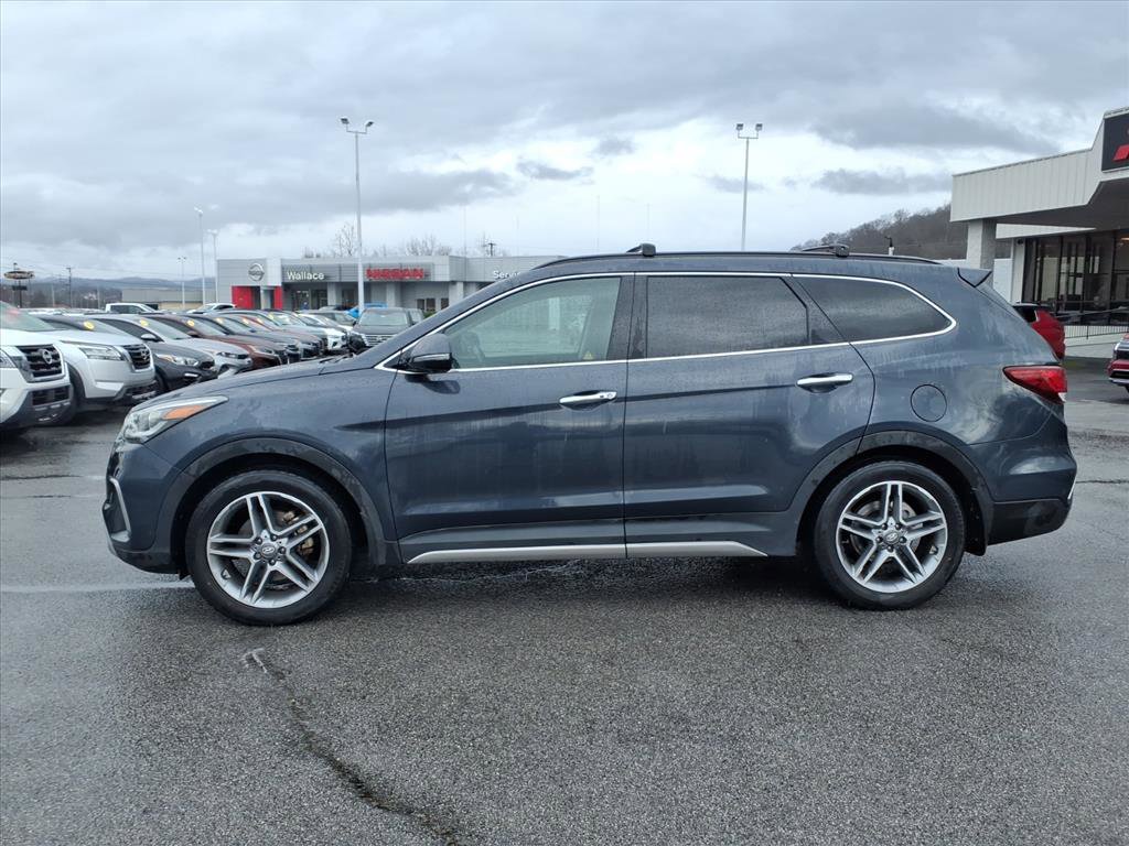 Used 2017 Hyundai Santa Fe Limited w/ Cargo Package image 2