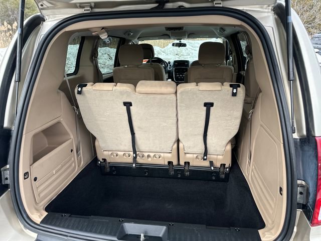 Used 2015 Dodge Grand Caravan SE w/ Quick Order Package 29E SE image 19