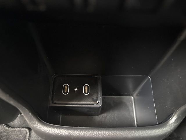 Used 2024 Hyundai Kona Limited image 14