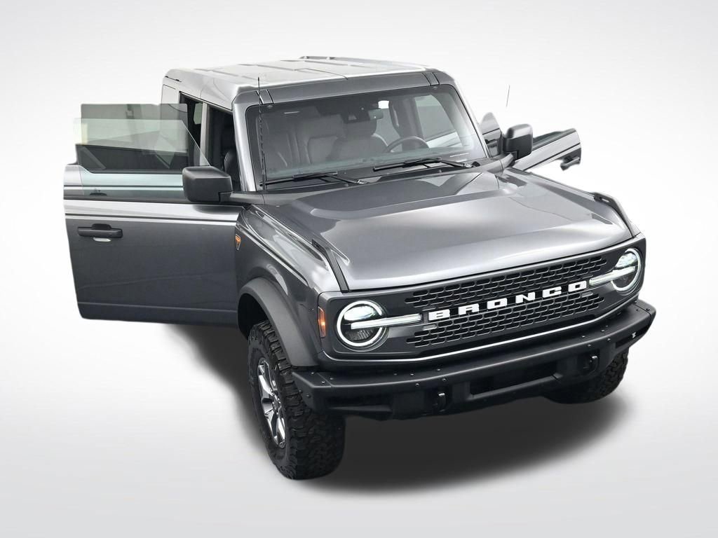 Used 2025 Ford Bronco Badlands AWD/4WD image 42