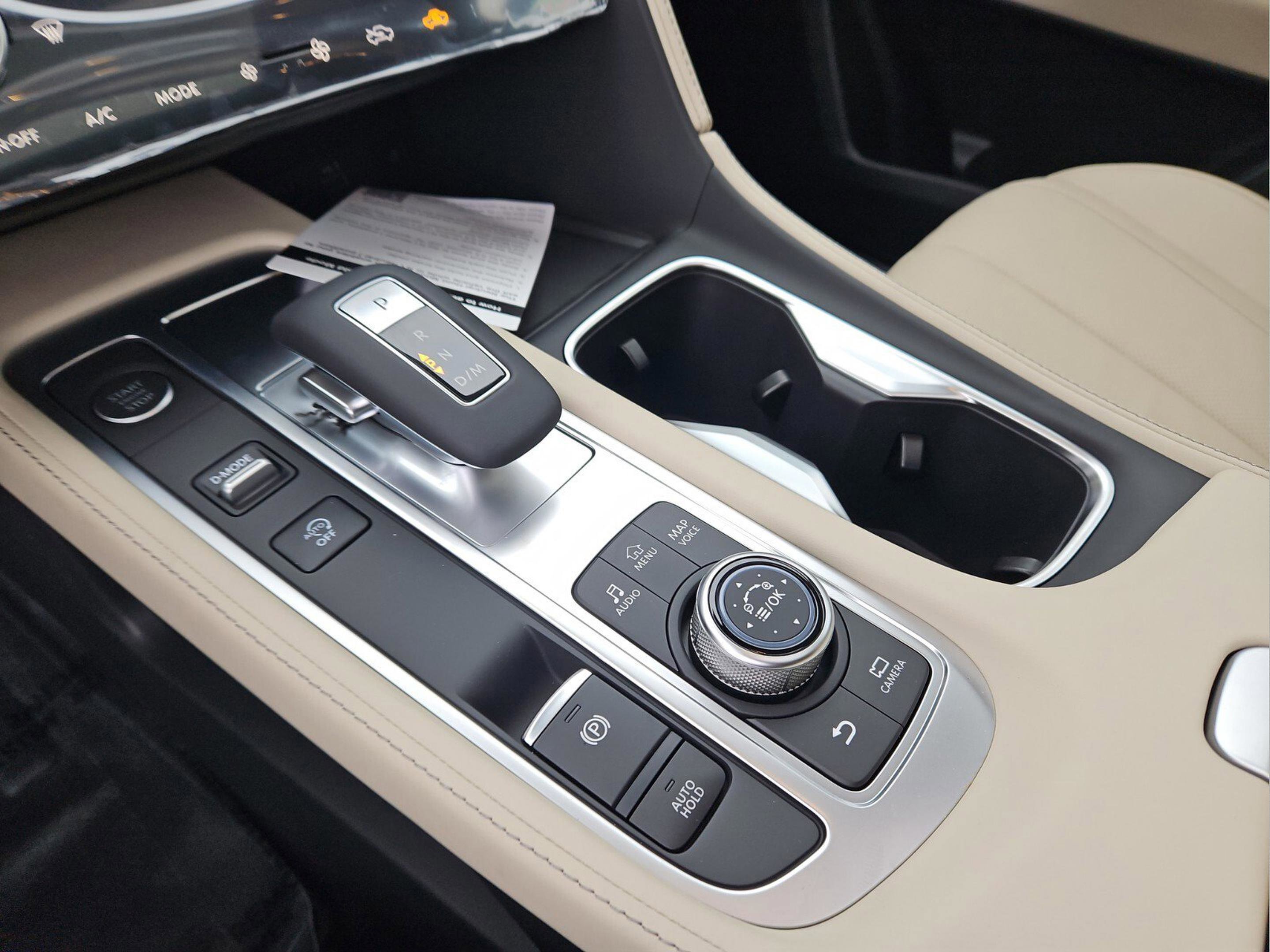 Certified 2025 INFINITI QX60 Luxe image 19