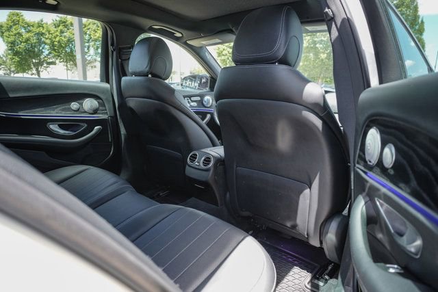 Used 2017 Mercedes-Benz E 300 image 32