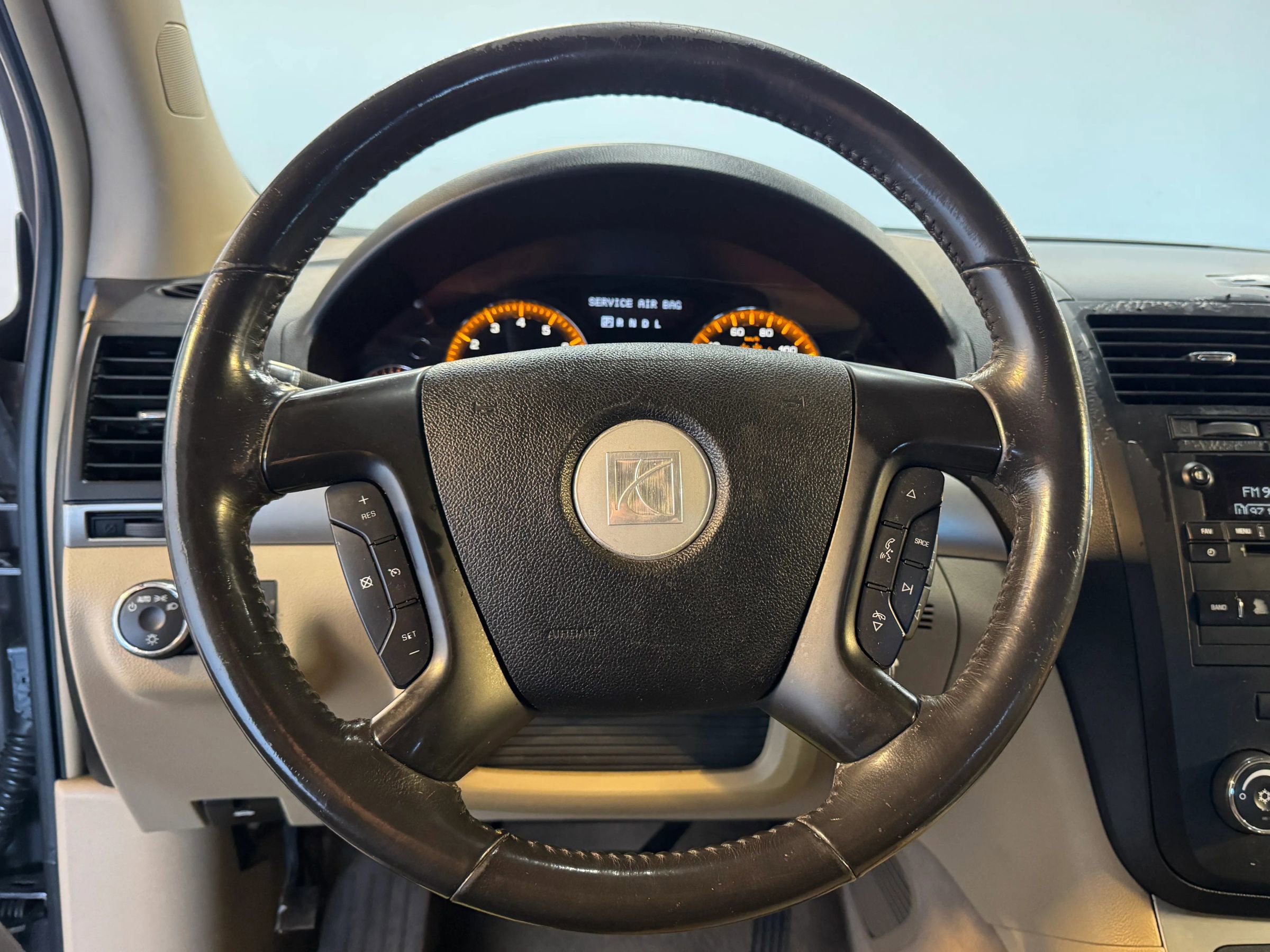 Used 2009 Saturn Outlook XE w/ Preferred Package image 16