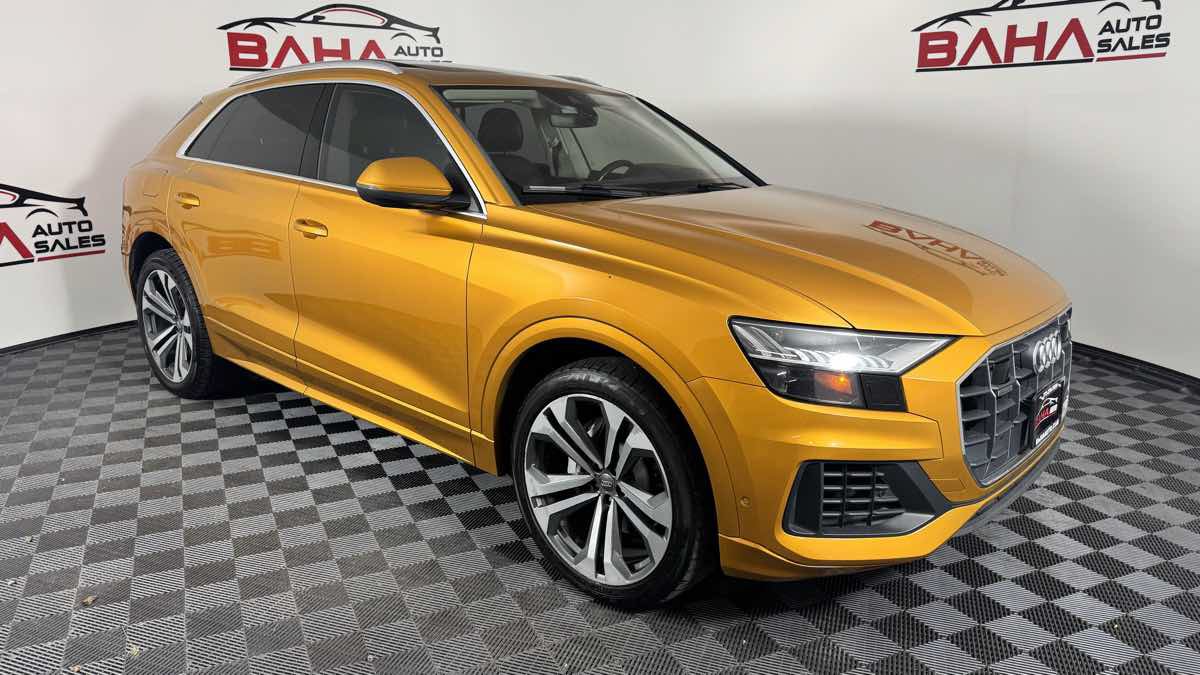 Used 2019 Audi Q8 Prestige w/ Luxury Package AWD/4WD image 9