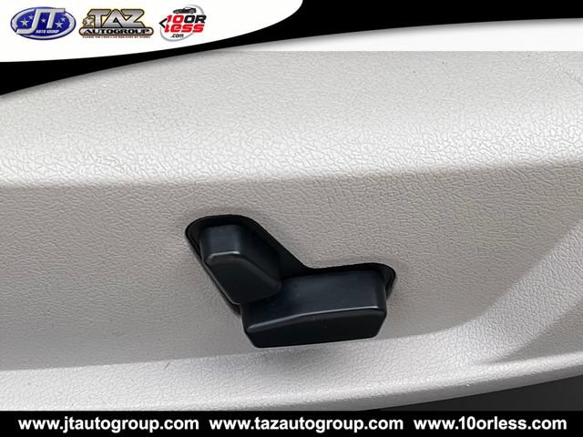 Used 2008 Chrysler 300 C w/ Protection Group II RWD image 15