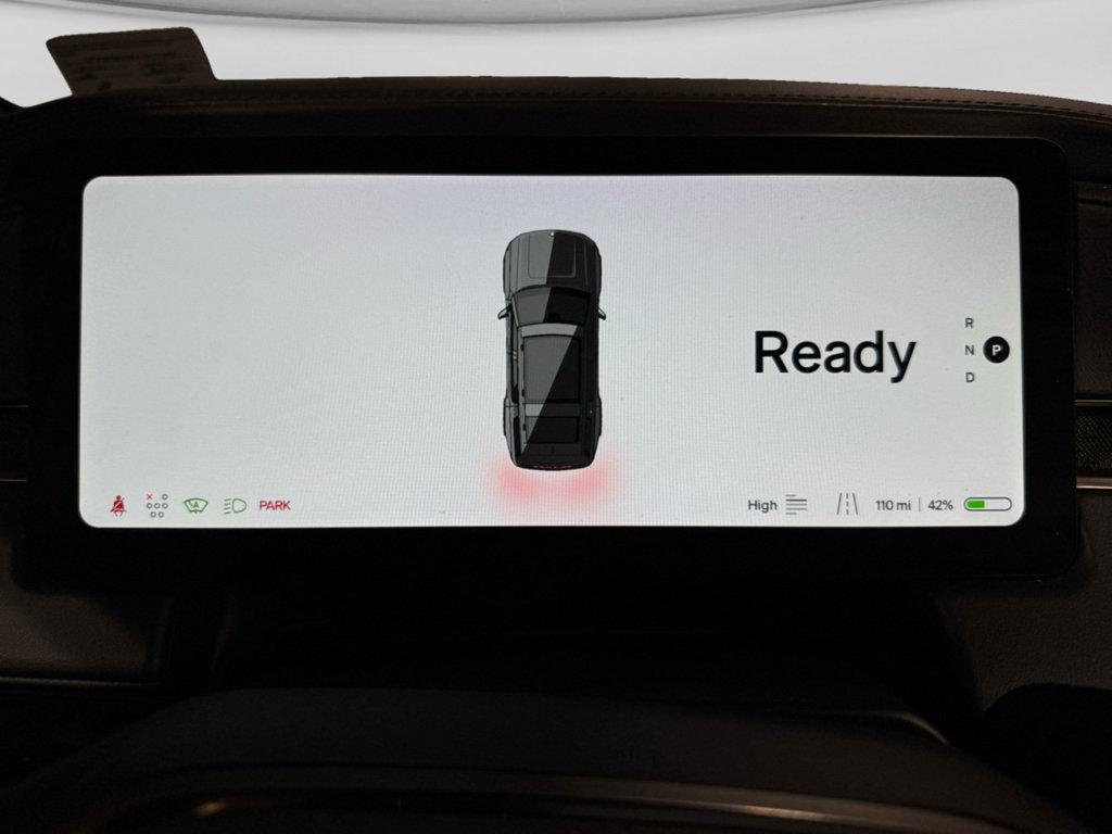 Used 2025 Rivian R1S Adventure AWD/4WD image 8