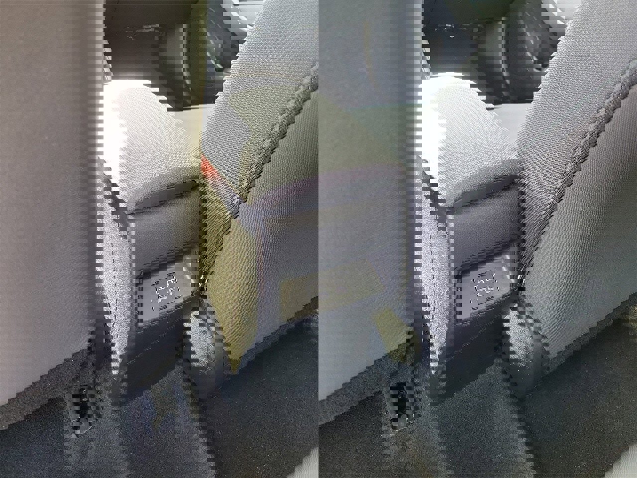 Used 2024 Toyota Corolla LE image 11