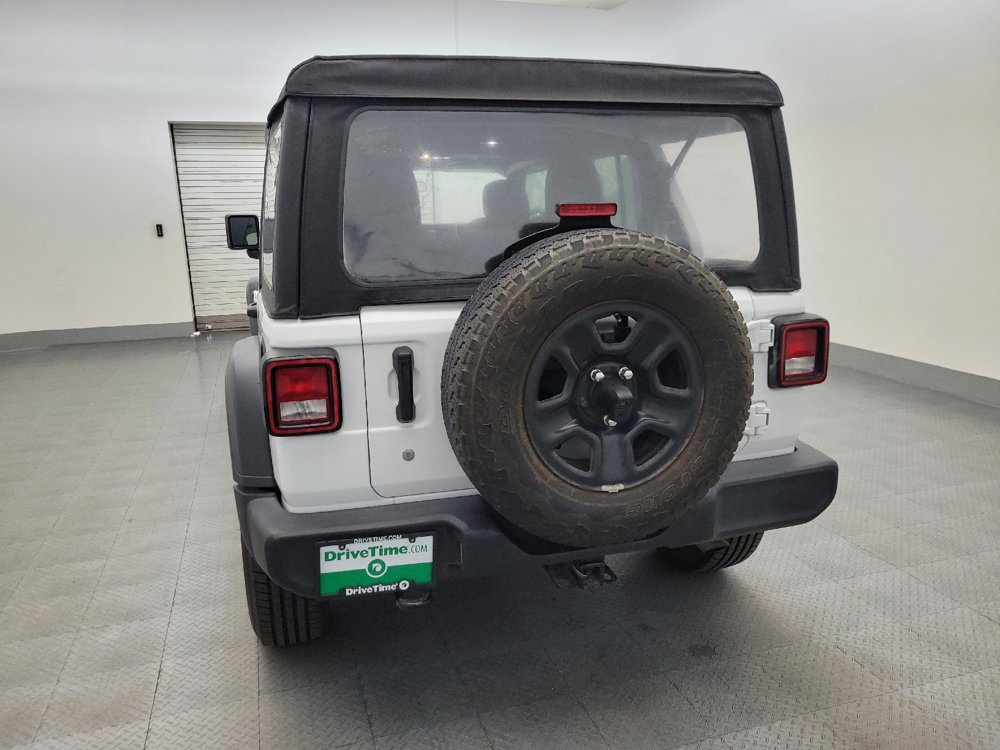 Used 2018 Jeep Wrangler Unlimited Sport AWD/4WD image 6