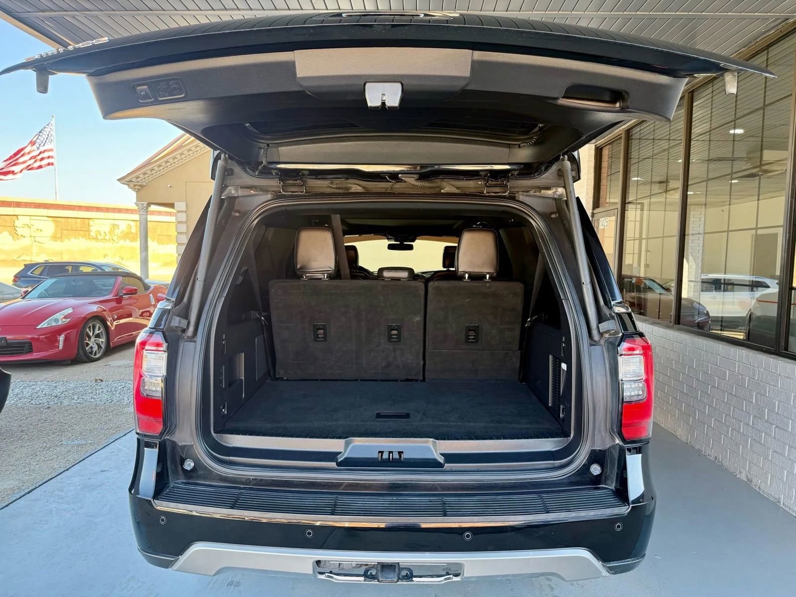 Used 2018 Ford Expedition Max Limited w/ Equipment Group 301A image 16