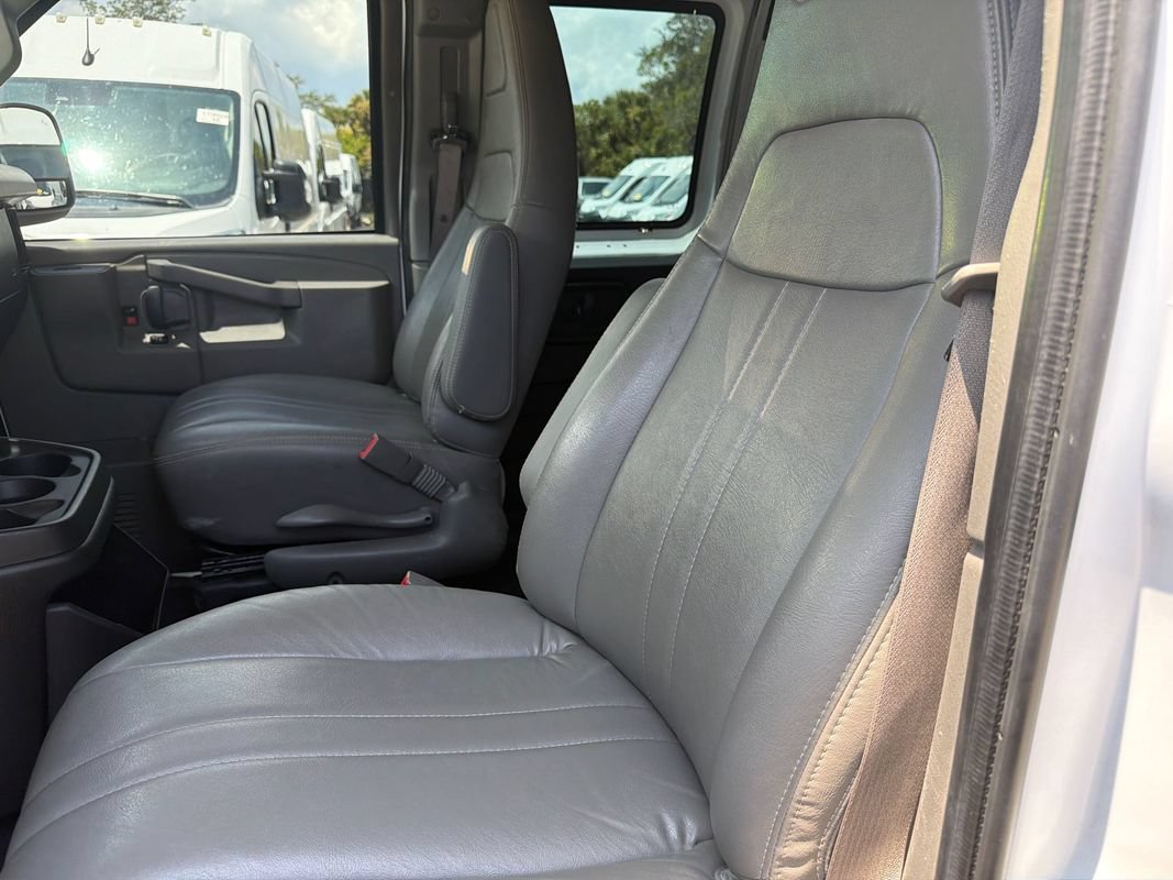 Used 2023 GMC Savana 3500 w/ Driver Convenience Package RWD image 17