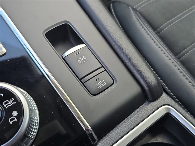 Used 2024 Mitsubishi Outlander SE image 33