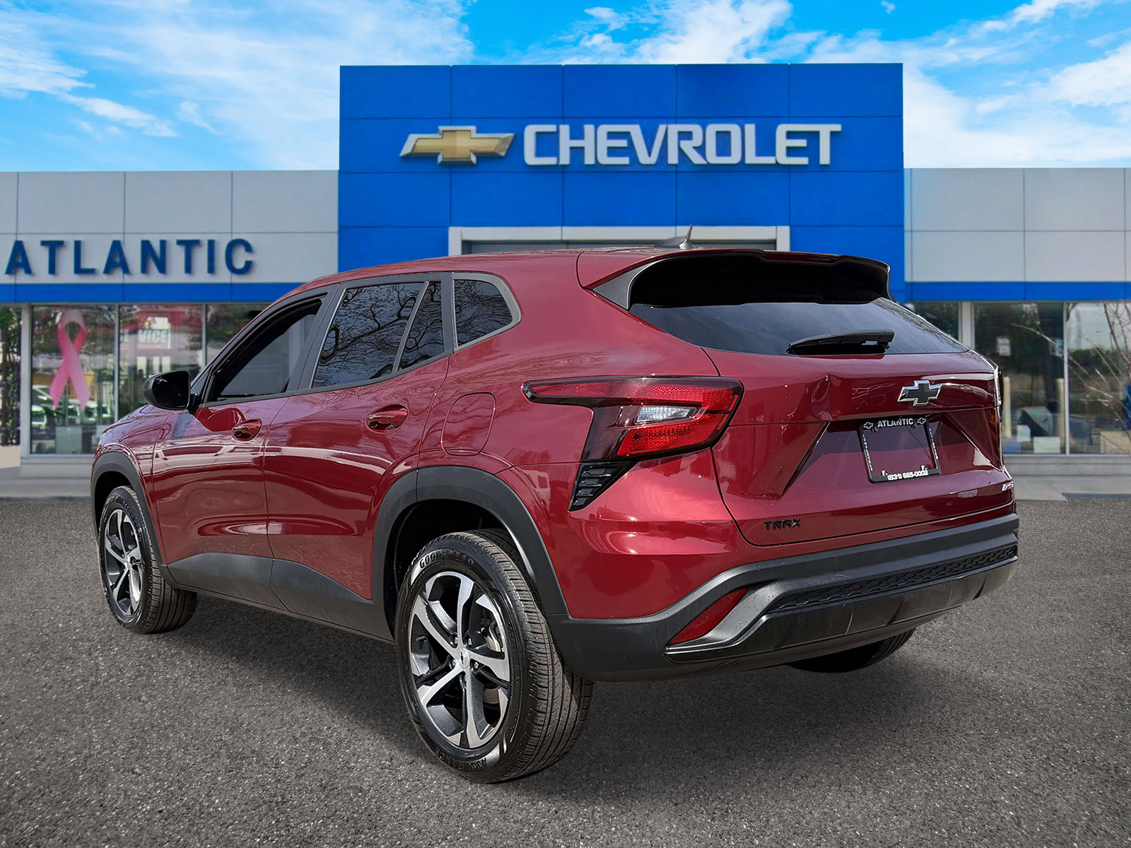 Certified 2024 Chevrolet Trax RS w/ Driver Confidence Package FWD image 5