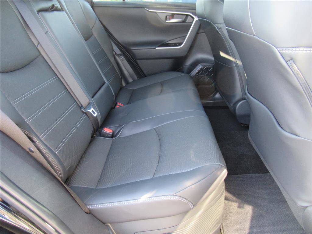 Used 2024 Toyota RAV4 Limited image 32