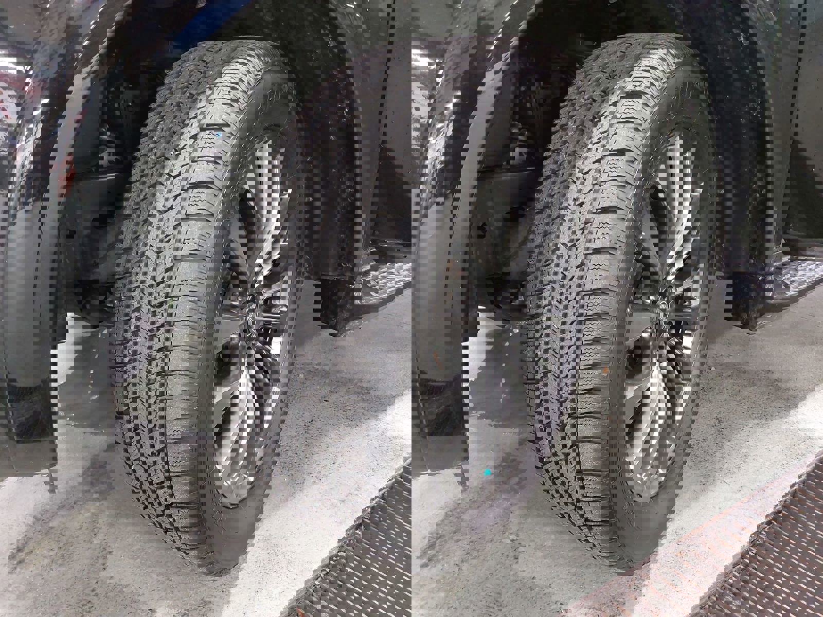 Used 2021 Nissan Armada Platinum w/ Captain's Chairs Package image 35