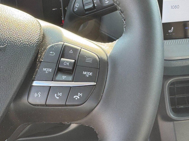 New 2025 Ford Maverick XLT w/ XLT Luxury Package image 19