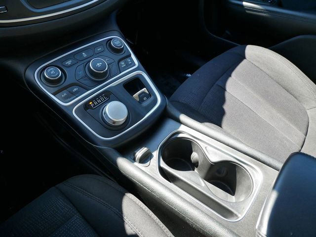 Used 2015 Chrysler 200 Limited w/ Convenience Group FWD image 23