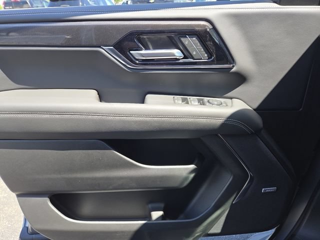 New 2026 GMC Yukon Elevation w/ Elevation Premium Package AWD/4WD image 38