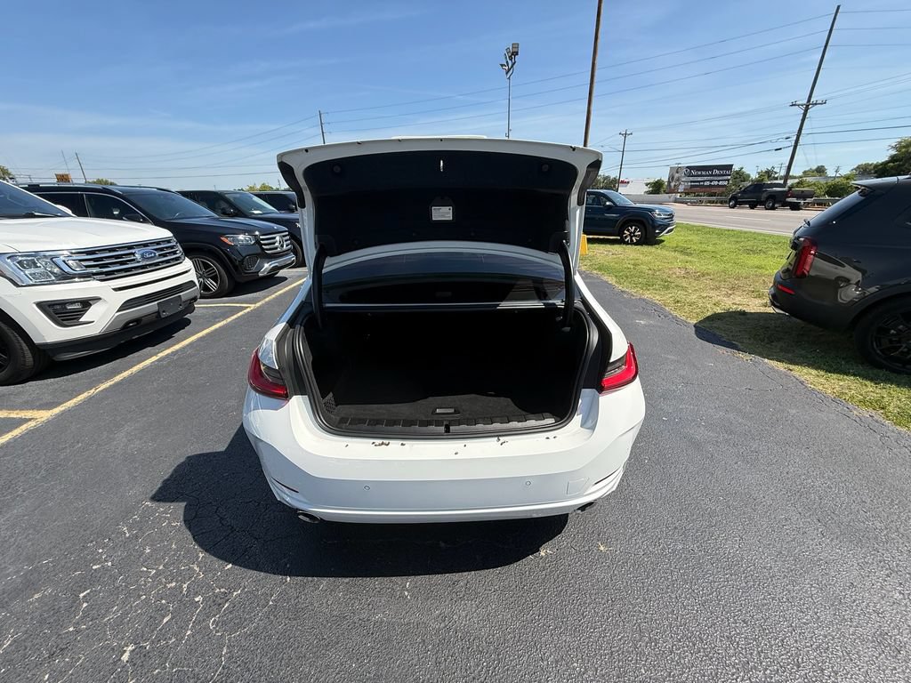 Used 2023 BMW 330e xDrive AWD/4WD image 5