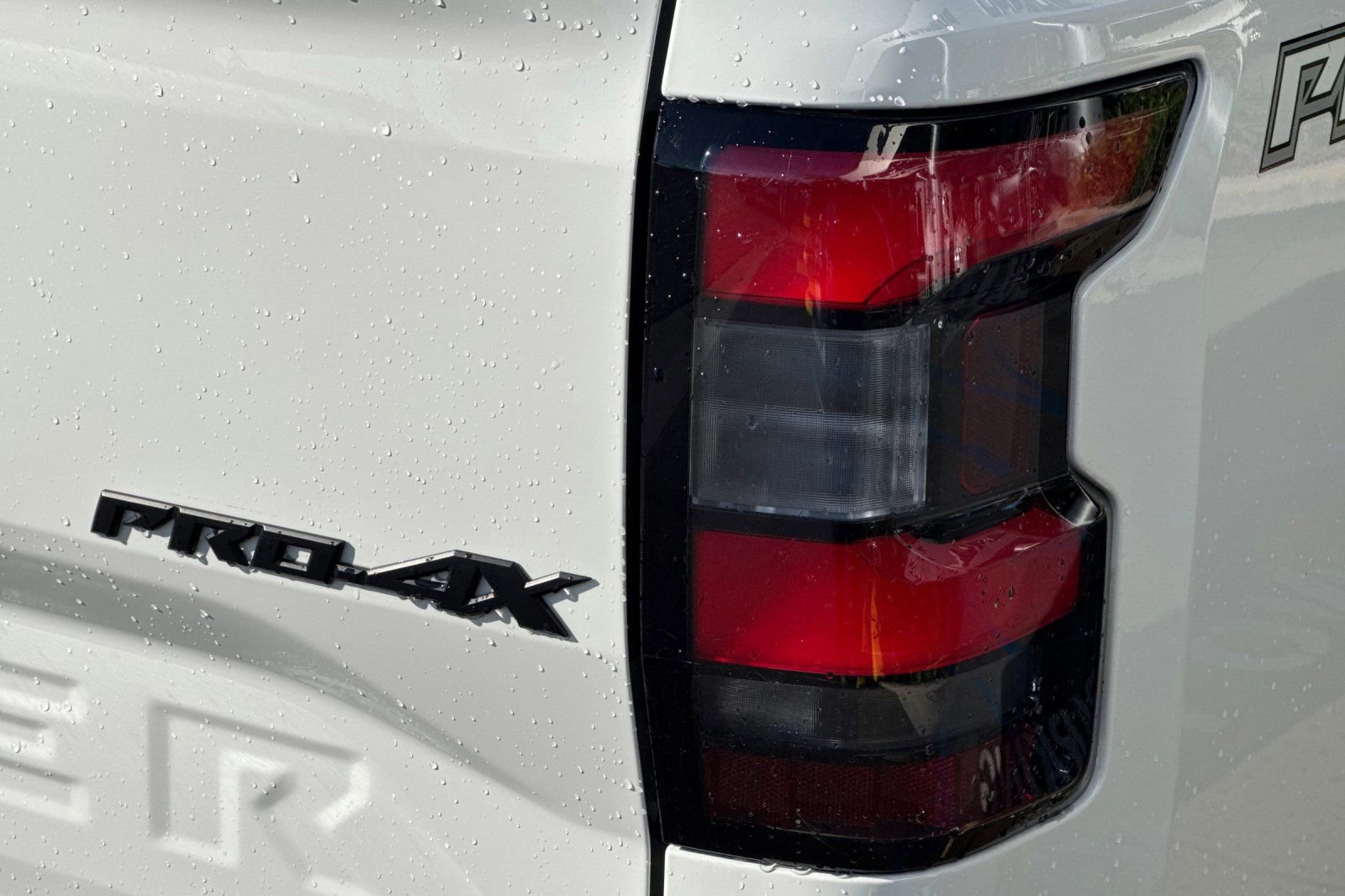 Used 2023 Nissan Frontier PRO-4X w/ Pro-4X Premium Package image 28