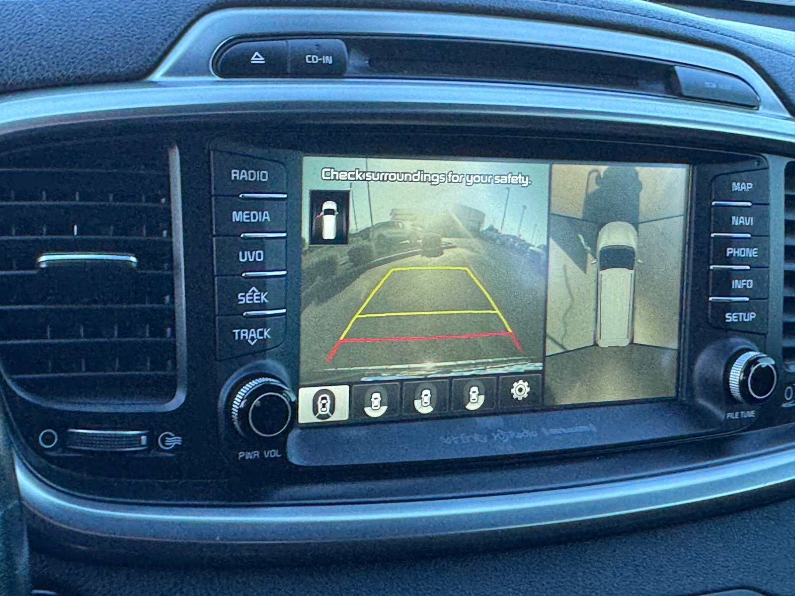 Used 2016 Kia Sorento SX w/ SXL Technology Package image 28