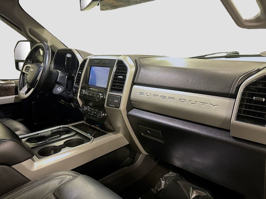 Used 2019 Ford F250 Lariat image 38