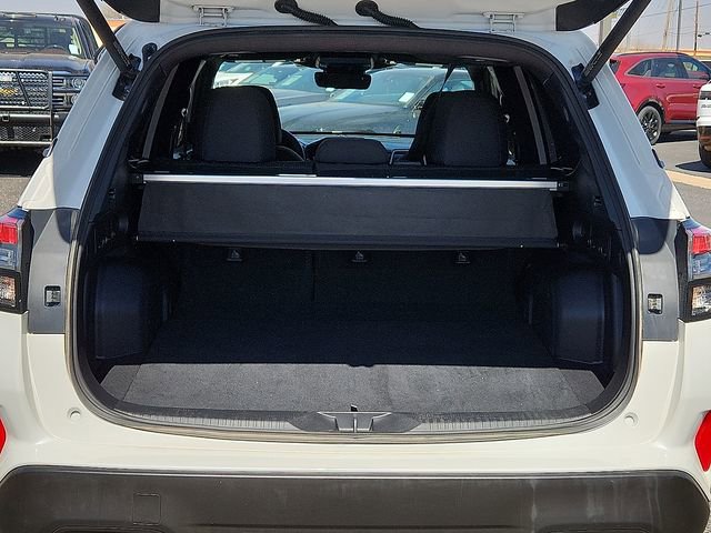 Certified 2025 Subaru Forester Premium image 9