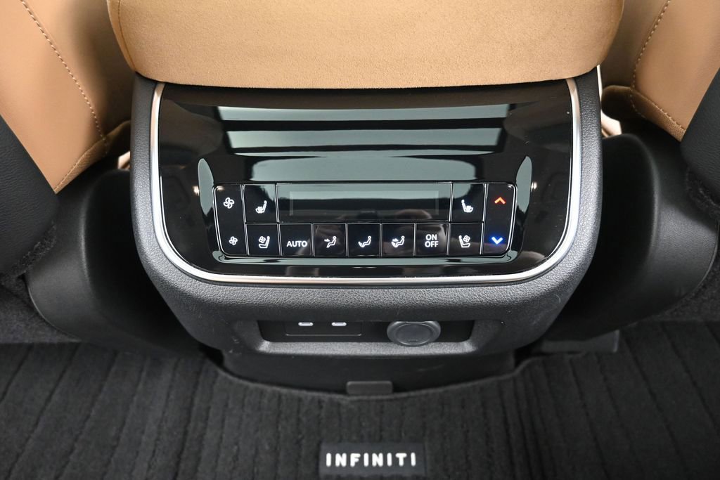 Used 2025 INFINITI QX80 Sensory w/ Exterior Package AWD/4WD image 14
