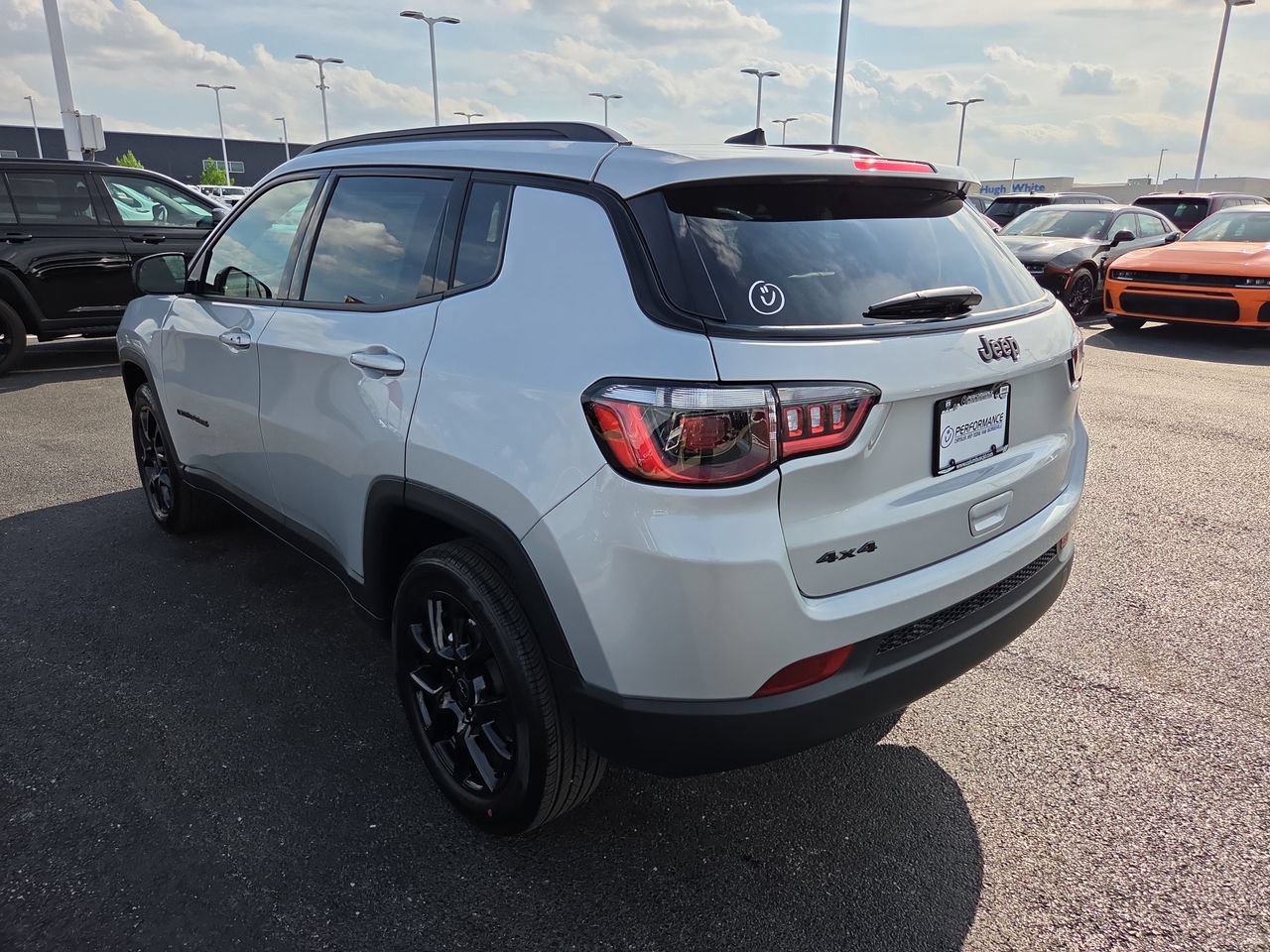 New 2026 Jeep Compass Latitude w/ Sun and Sound Group AWD/4WD image 5