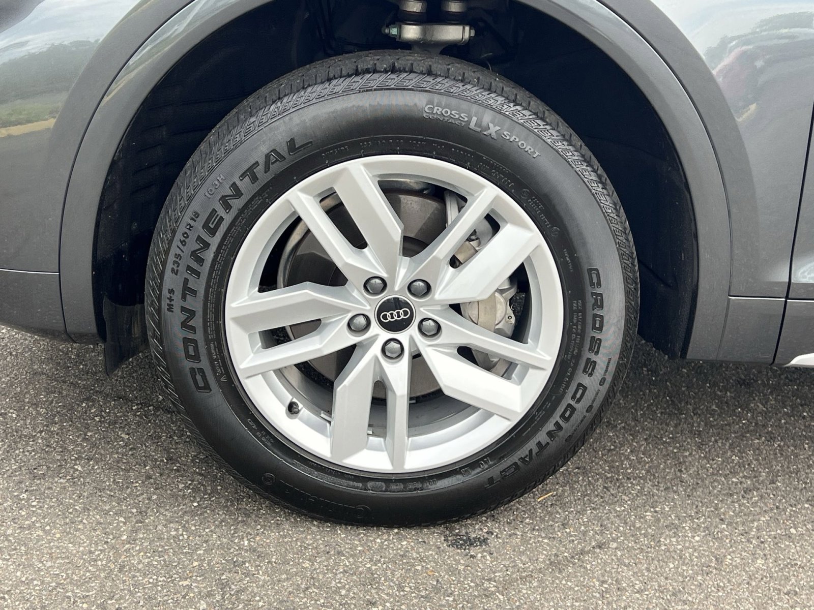 Used 2023 Audi Q5 2.0T Premium w/ Convenience Package AWD/4WD image 13