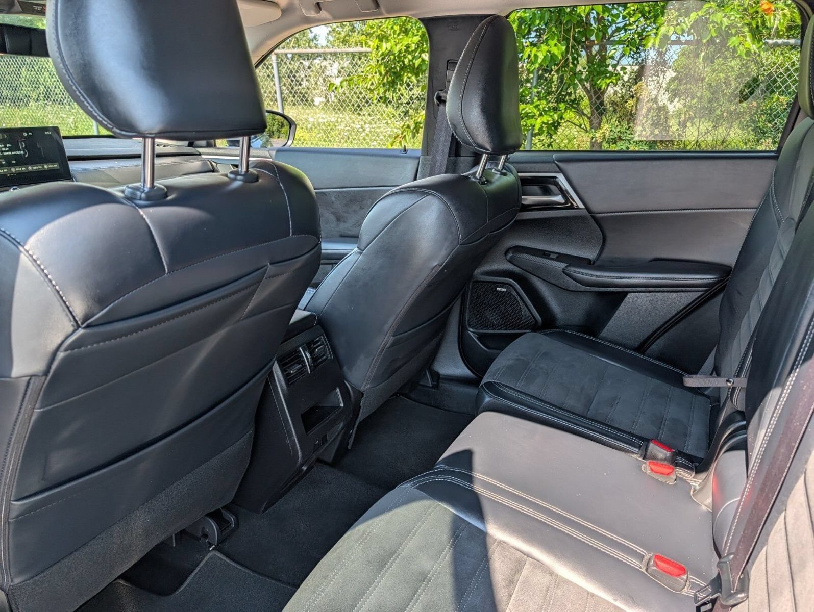 Used 2025 Mitsubishi Outlander SE AWD/4WD image 20