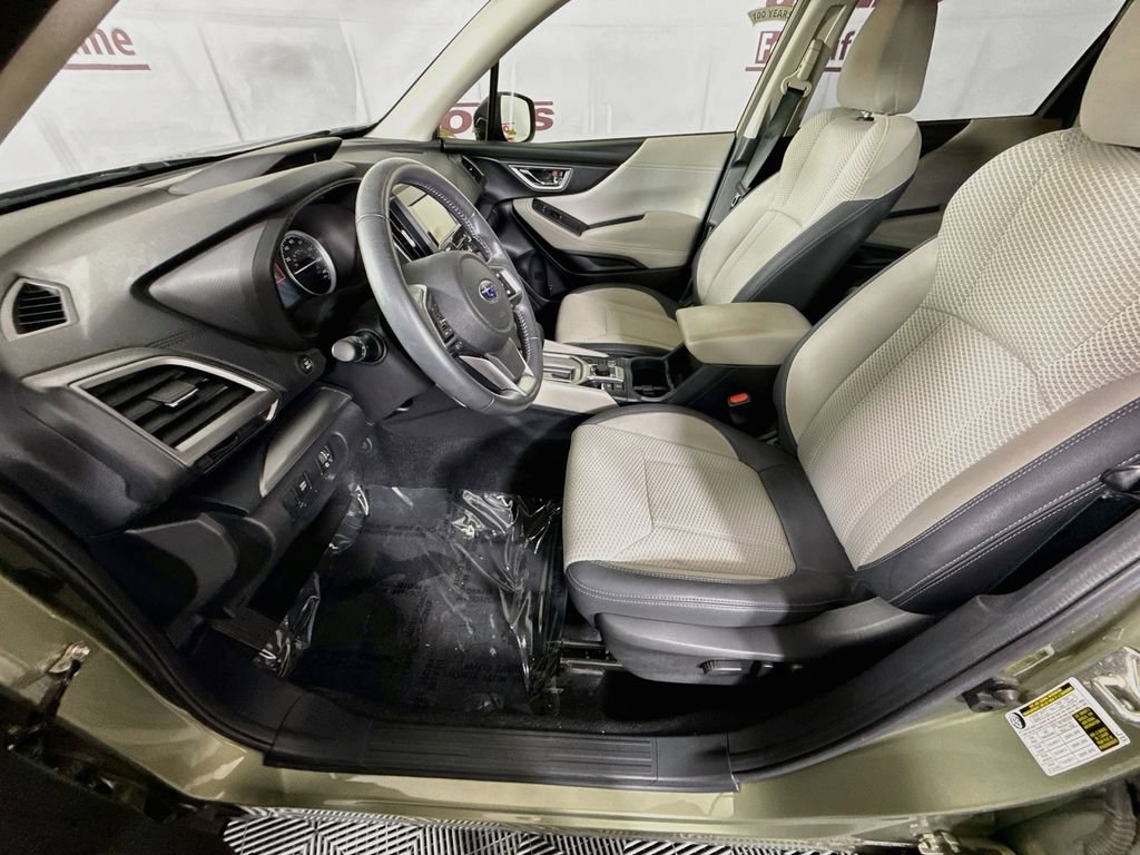 Used 2021 Subaru Forester Premium AWD/4WD image 25
