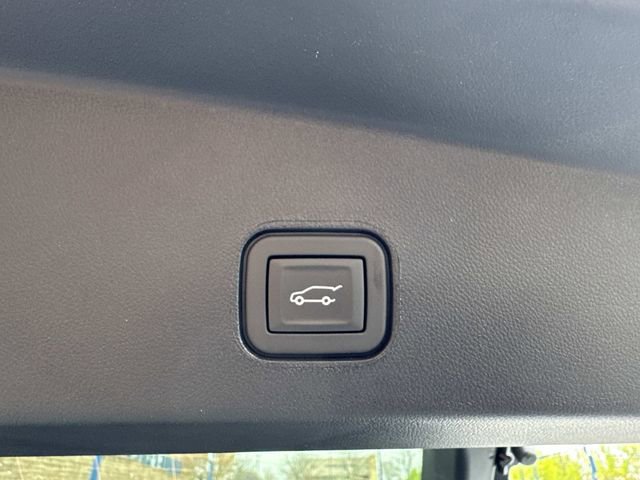 New 2025 Cadillac Lyriq Sport w/ LPO, Floor Liner Package image 7