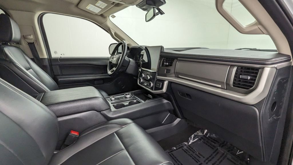 Certified 2024 Ford Expedition XLT AWD/4WD image 43