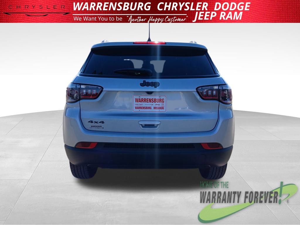 New 2026 Jeep Compass Latitude AWD/4WD image 5
