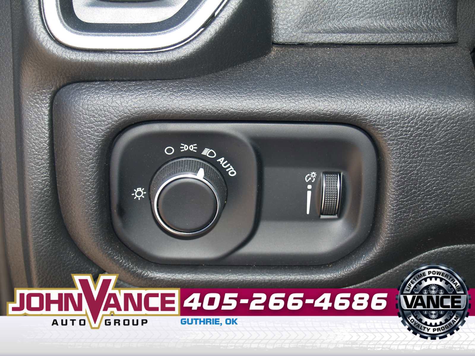 Used 2024 RAM 3500 Tradesman image 16