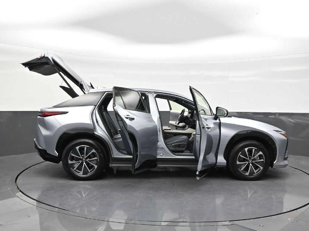 Used 2024 Lexus RZ 300e Premium FWD image 26