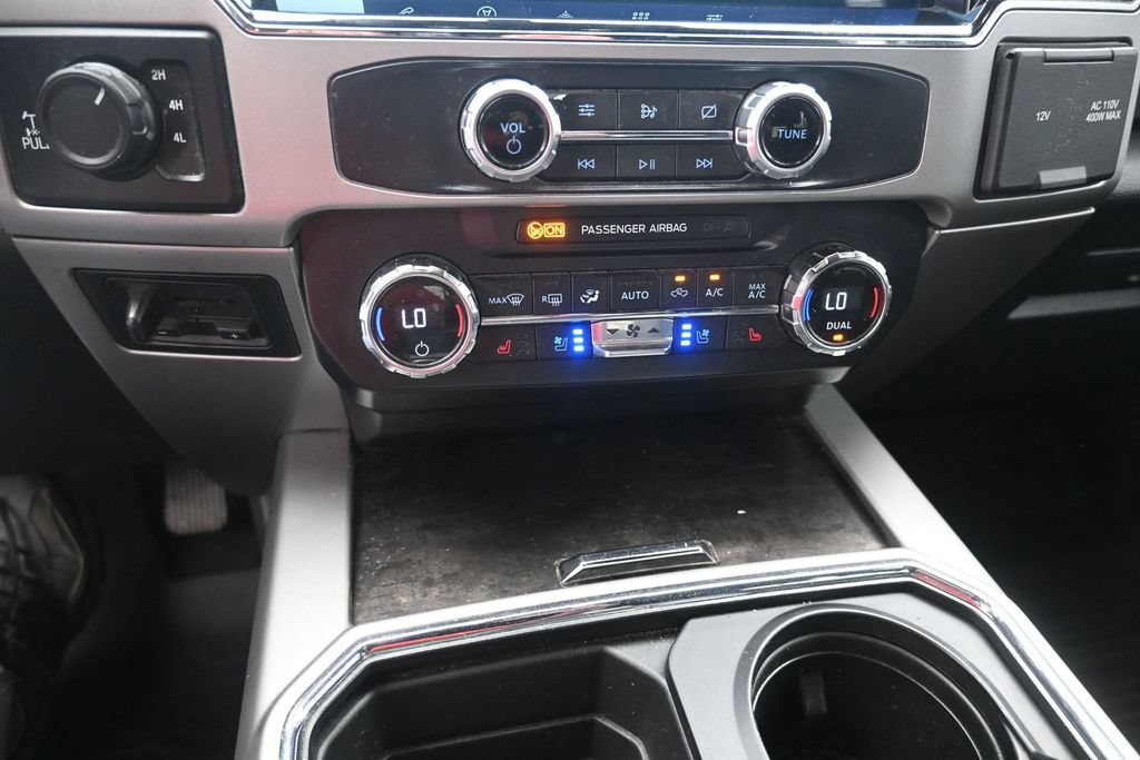Used 2022 Ford F250 Lariat w/ Lariat Ultimate Package AWD/4WD image 29