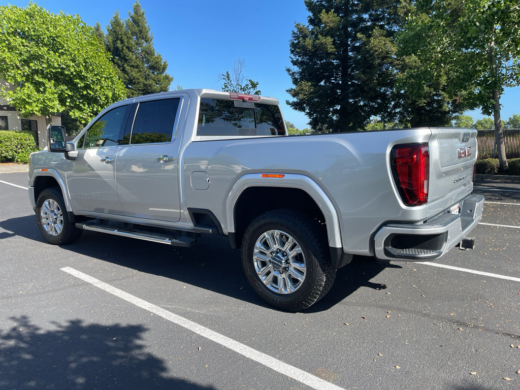 Used 2020 GMC Sierra 3500 Denali w/ Denali Ultimate Package AWD/4WD image 5