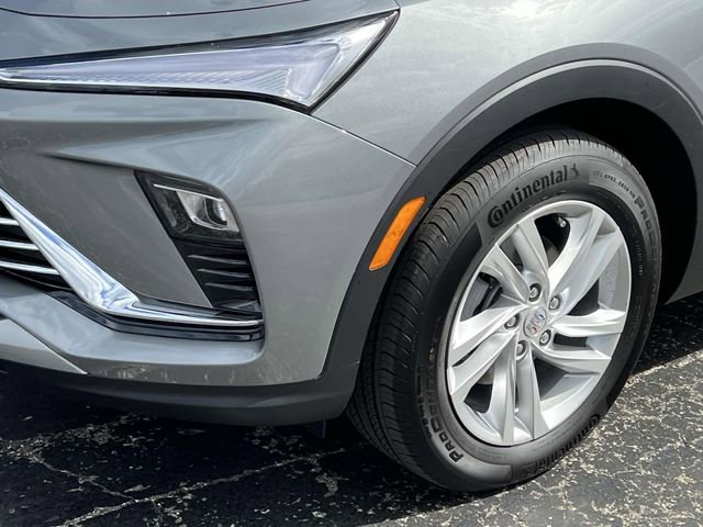 Used 2025 Buick Envista Preferred w/ Convenience I Package image 9