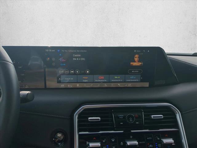 Used 2025 Nissan Armada Platinum RWD image 13