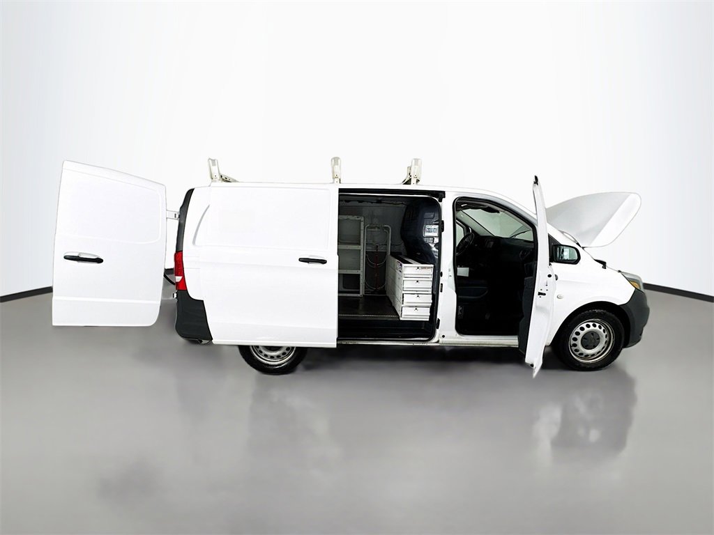 Used 2018 Mercedes-Benz Metris image 18