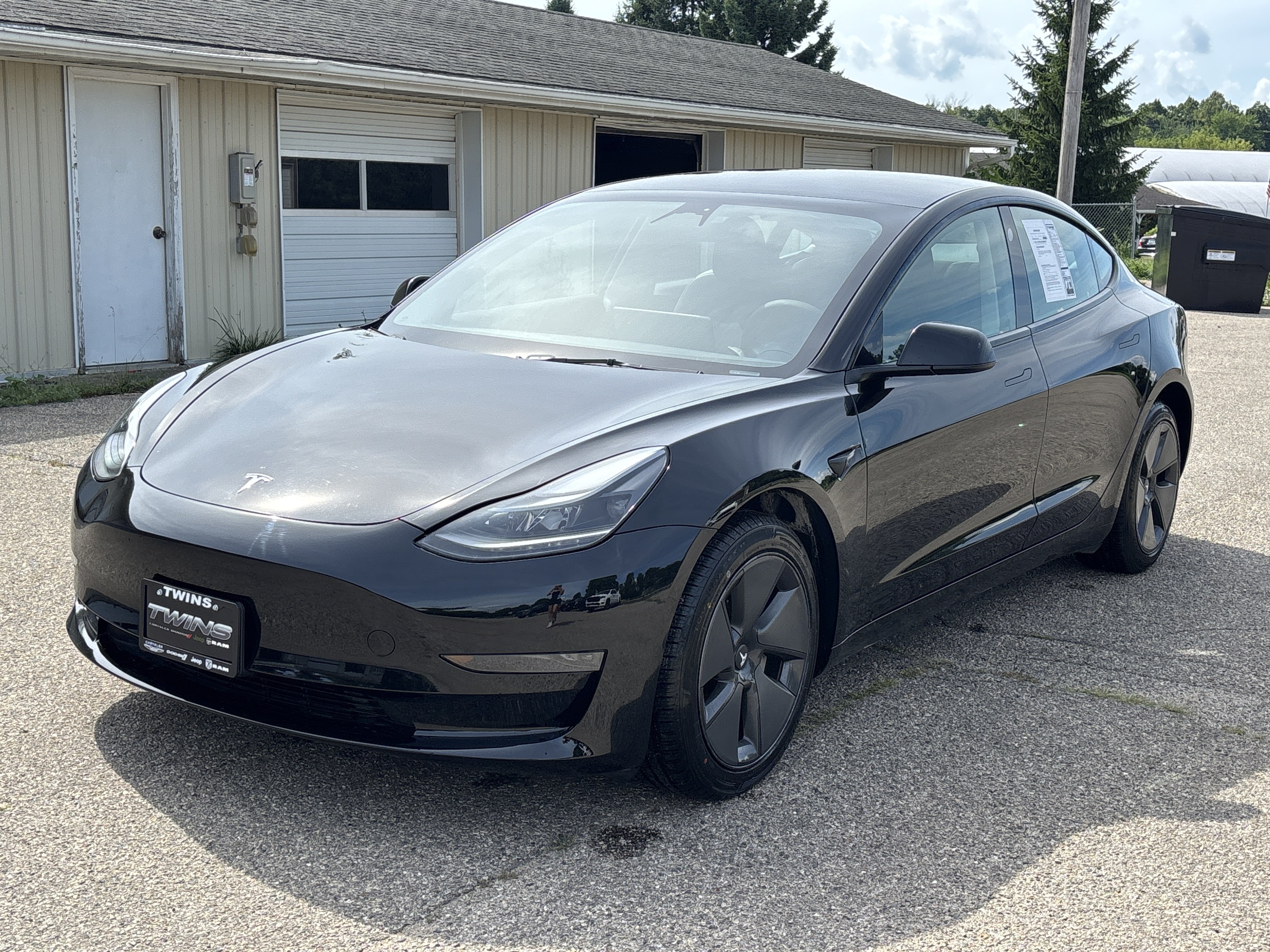 Used 2023 Tesla Model 3 Standard Range RWD image 12