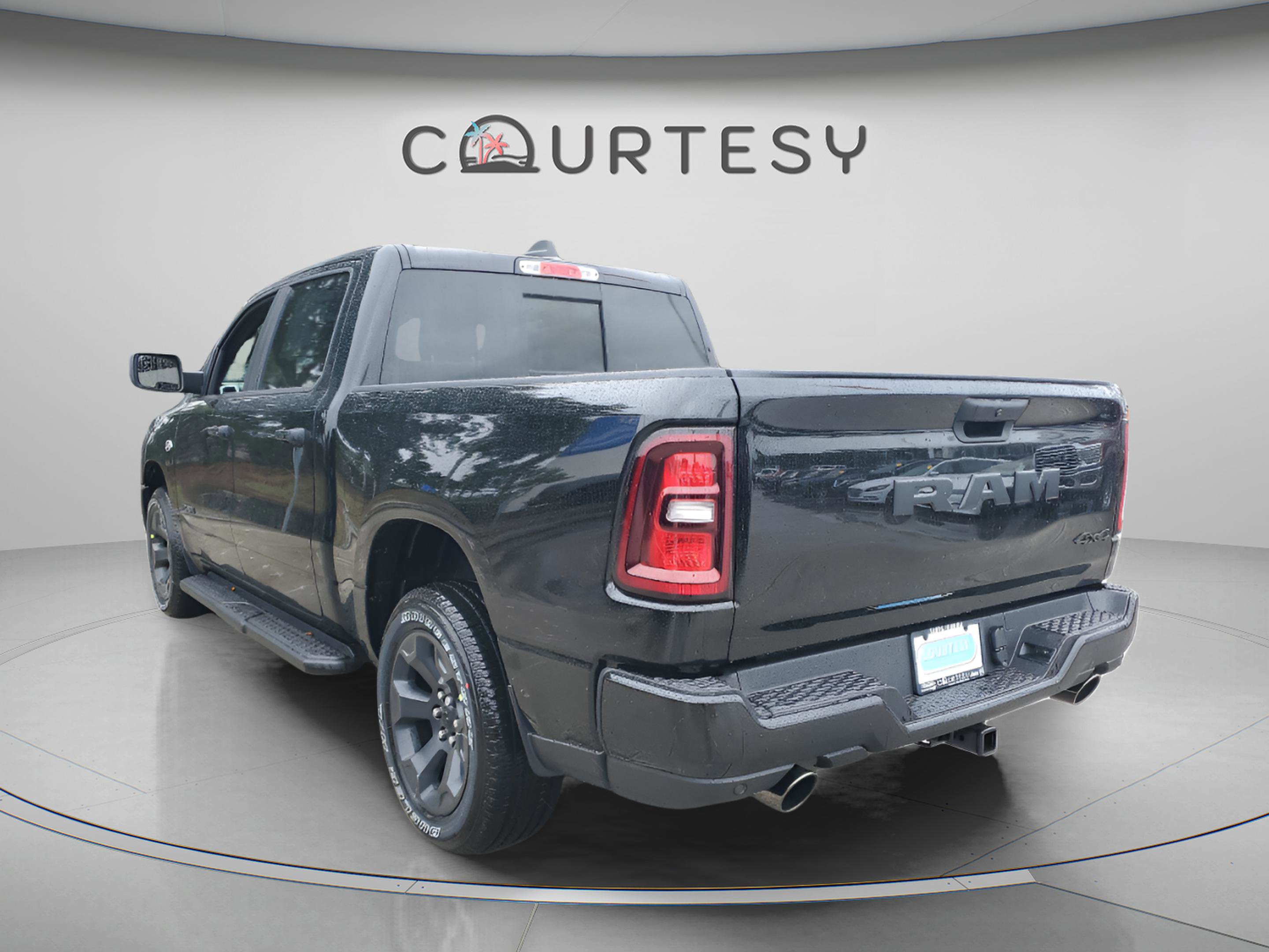 New 2026 RAM 1500 Express image 2