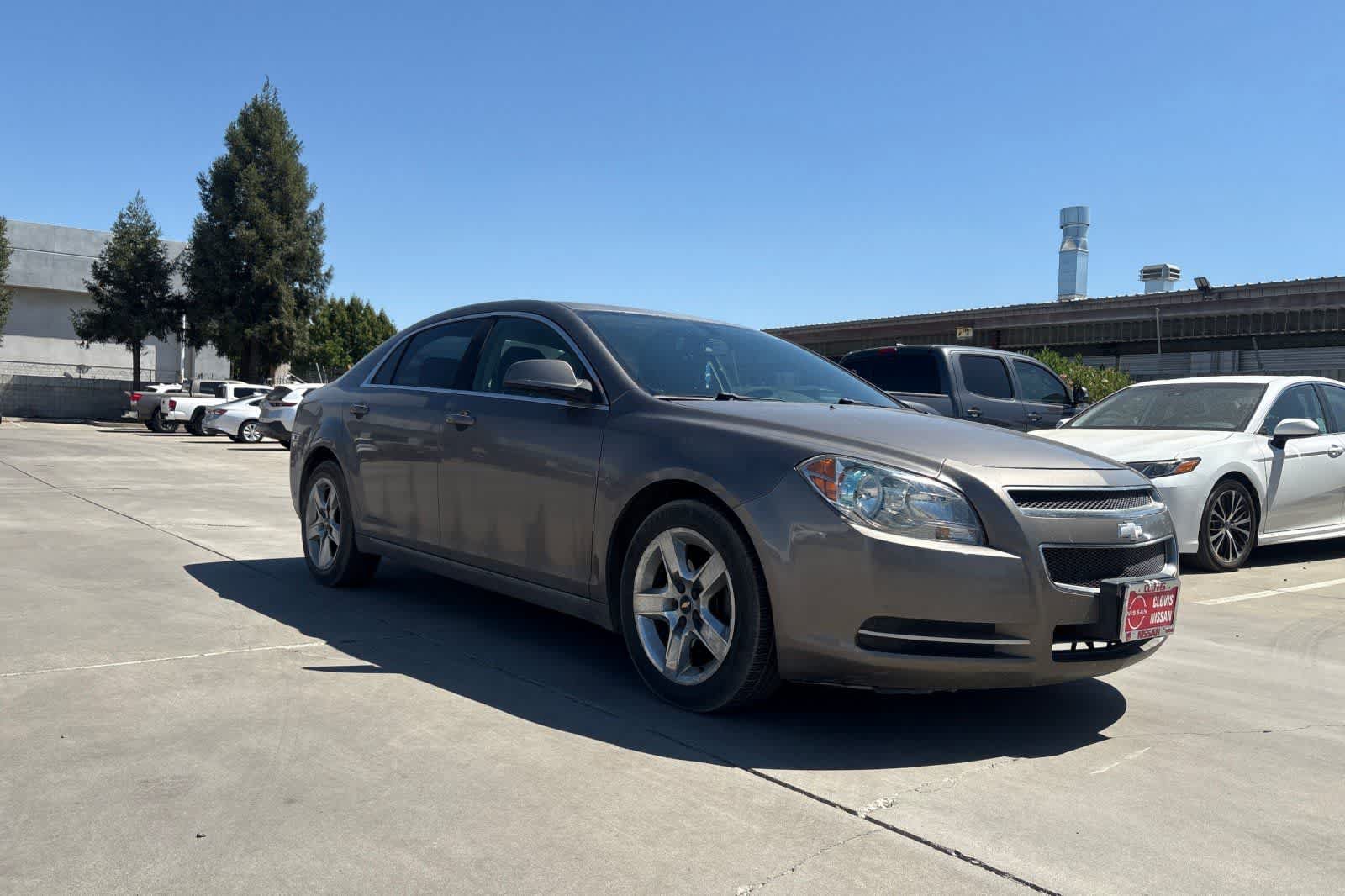 Used 2010 Chevrolet Malibu LT w/ Power Convenience Package FWD image 10